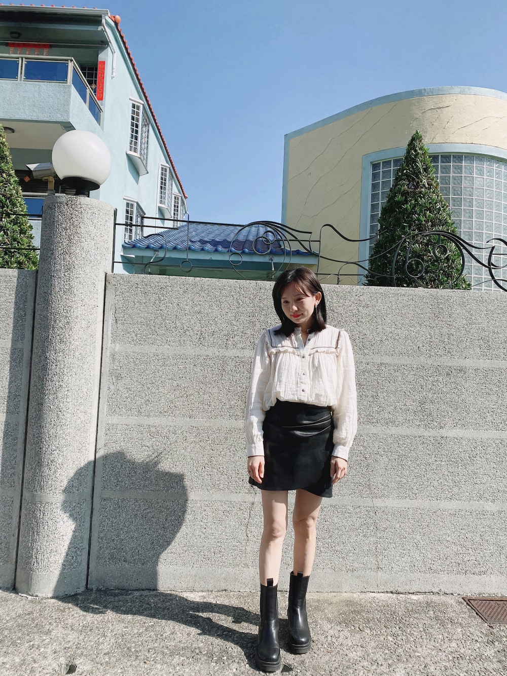 「Veilのアイテム（スカート、ブラック系）」を使った、哲さん（レディース・158cm）の冬コーディネートの1枚目の写真