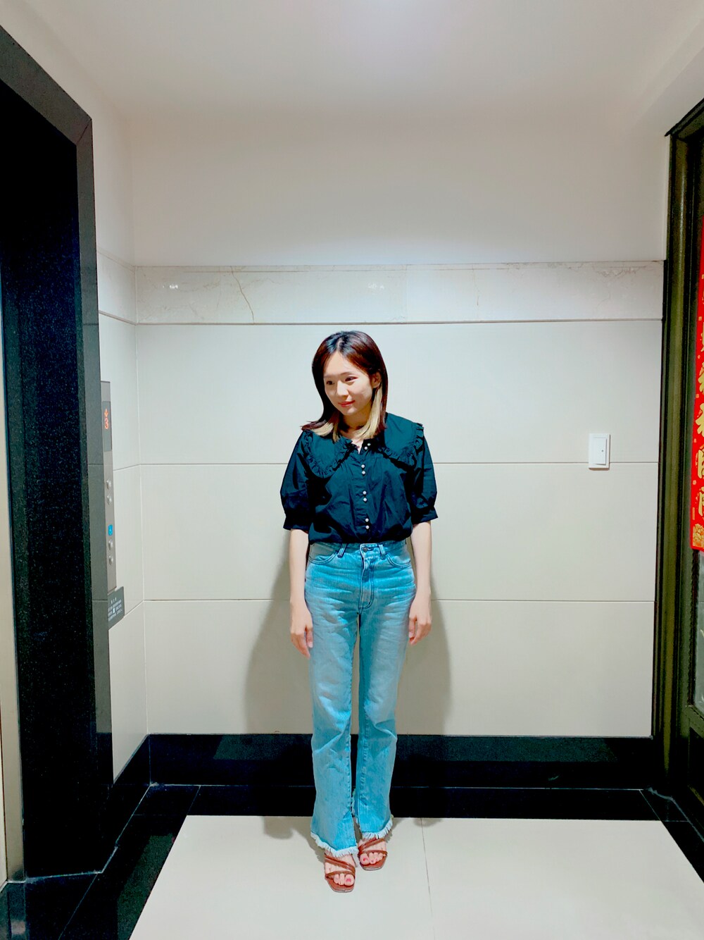 「PAZZOのアイテム（シャツ/ブラウス、ブラック系）」を使った、哲さん（レディース・158cm）の春コーディネートの1枚目の写真