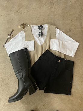 トレンド服のイタフラさんのコーディネート