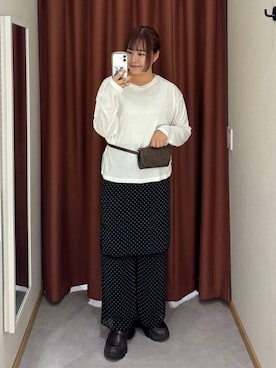 「LOWRYS FARM（ローリーズファーム）のシアードットレイヤードパンツ　1048936（その他パンツ、ブラック系）」を使った、かっさーさん（レディース・160cm）の秋コーディネート