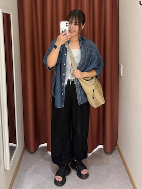 「LOWRYS FARM（ローリーズファーム）のマルチポケットショルダーＢＡＧ 1000269（ショルダーバッグ、ベージュ系）」を使った、かっさーさん（レディース・160cm）の夏コーディネート