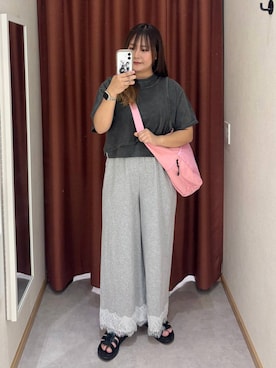 「LOWRYS FARM（ローリーズファーム）のマルチポケットショルダーＢＡＧ 1000269（ショルダーバッグ、ピンク系）」を使った、かっさーさん（レディース・160cm）の夏コーディネート