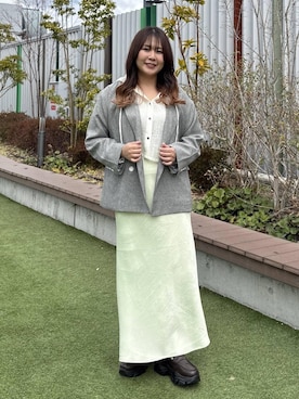 「LOWRYS FARM（ローリーズファーム）のストレッチサテンスカート　 290120（スカート、グリーン系）」を使った、かっさーさん（レディース・160cm）の春コーディネート
