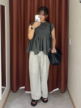 「LOWRYS FARM（ローリーズファーム）のドッキングペプラムノースリーブ　1032148（Tシャツ/カットソー、グレー系）」を使った、かっさーさん（レディース・160cm）の夏コーディネート