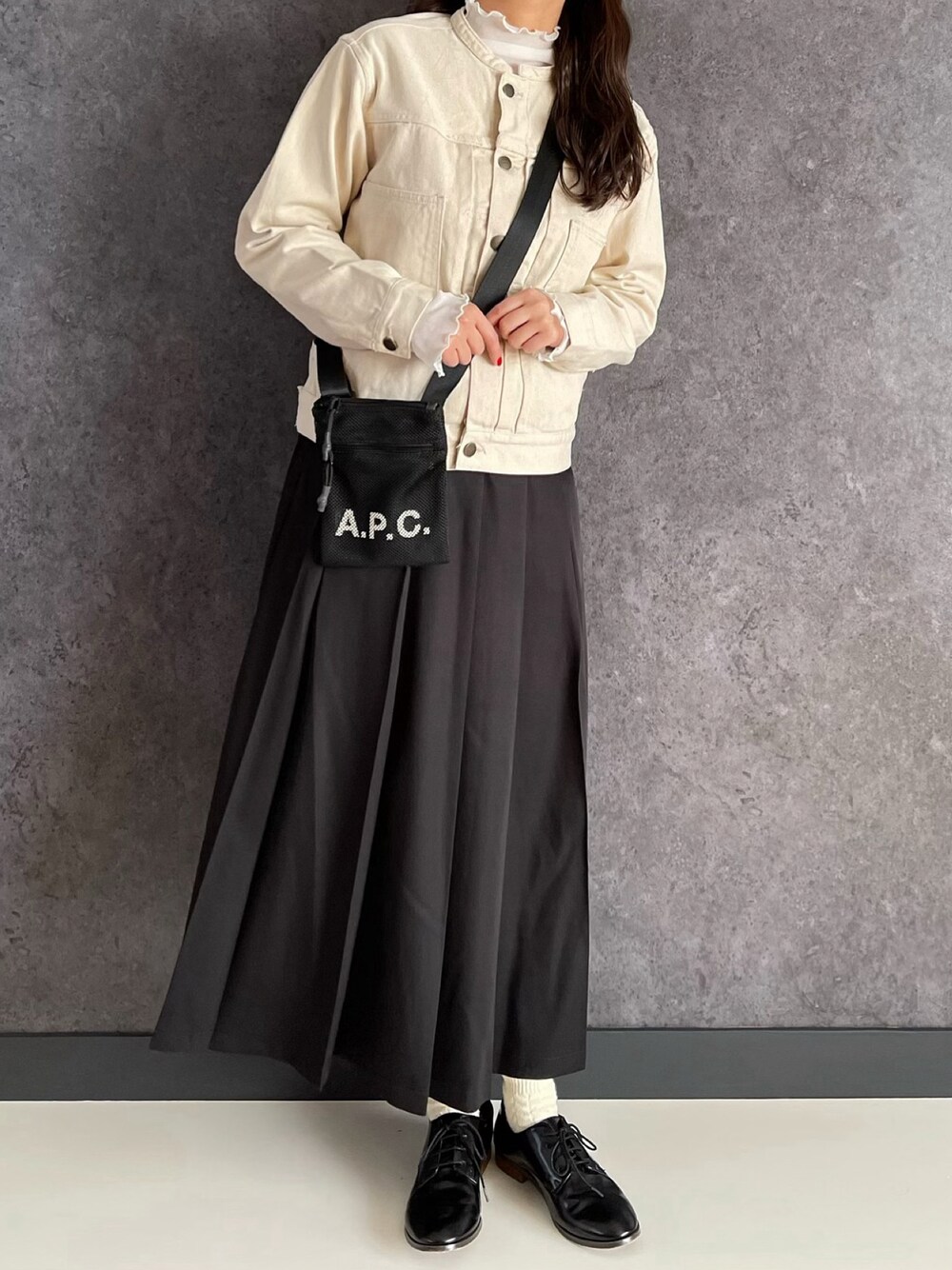 2025年最新】a.p.c. ボディバッグの人気アイテム - メルカリ
