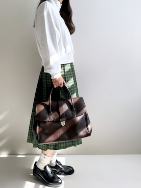 「アイテム（その他トップス）」を使った、Ayumiさん（レディース・158cm）の秋コーディネート