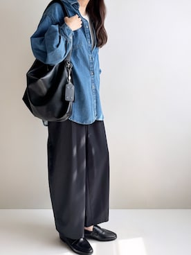 「アイテム（ローファー）」を使った、Ayumiさん（レディース・158cm）の秋コーディネート