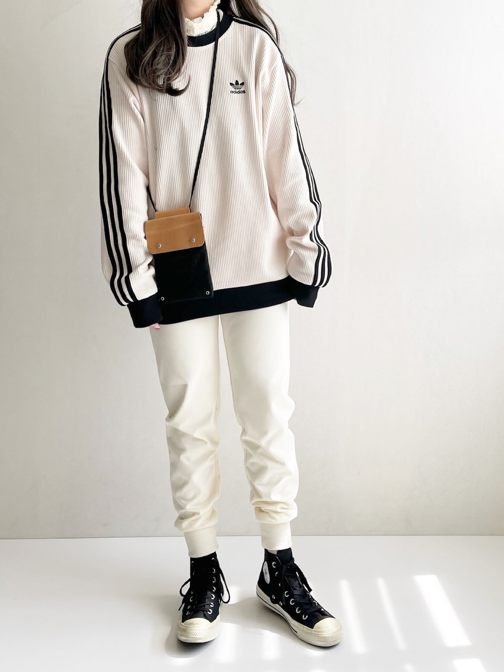 極美品✨大人気 adidas アディダスオリジナルス ワッフルトレーナー 茶 M adidas Originals - 日本未発売カラー2XL⭐️adidasアディカラー