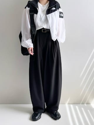 「NOGLE(ノグル)の【NOGLE/ノグル】ウエストタックワイドカーブスラックス(スラックス)」を使った、Ayumiさん(レディース・158cm)の春コーディネート