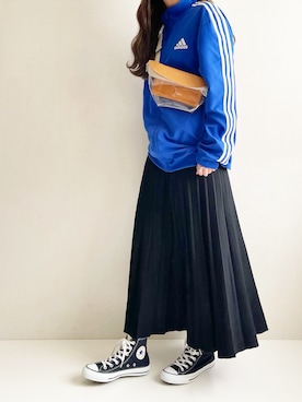 「アイテム（財布）」を使った、Ayumiさん（レディース・158cm）の秋コーディネート