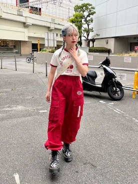 「アイテム（メッセンジャーバッグ）」を使った、KAGARIさん（レディース・153cm）の春コーディネート