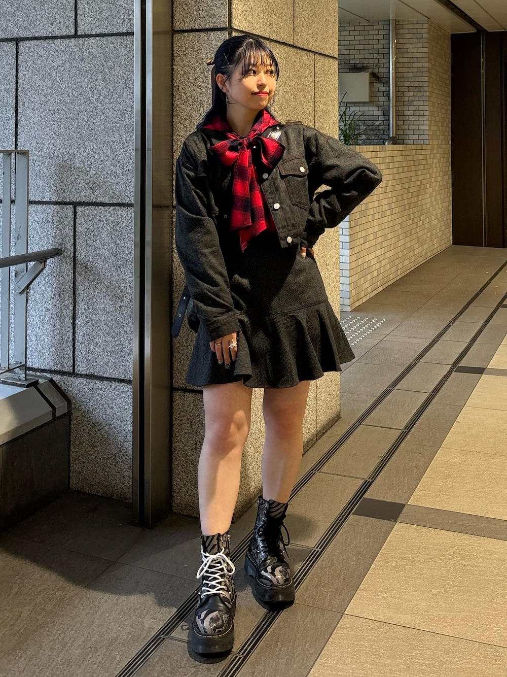 マルチWAYツイードライクミニセットアップを使った人気ファッション