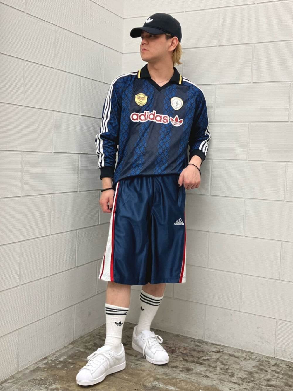 ★adidas originals★W ATLANTA CUTLINE ショートパンツ★追跡可 1747876052_1000.jpg