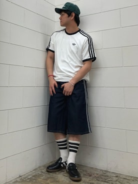 「adidas（アディダス）のテリー カリ 半袖Tシャツ（トップス、ホワイト系）」を使った、NKさん（メンズ・171cm）の夏コーディネート