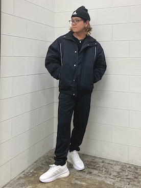 「adidas（アディダス）のアイテム（ニットキャップ/ビーニー）」を使った、NKさん（メンズ・171cm）の秋コーディネート