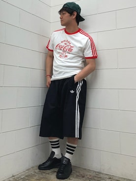「adidas（アディダス）のアディカラー SST コットンツイル ショーツ（パンツ、ブラック系）」を使った、NKさん（メンズ・171cm）の夏コーディネート