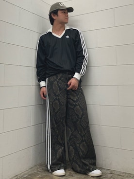 「adidas（アディダス）のアディカラー ピケ サッカー長袖Tシャツ / ロンT / アディダスオリジナルス adidas Originals（Tシャツ/カットソー、ブラック系）」を使った、NKさん（メンズ・171cm）の夏コーディネート