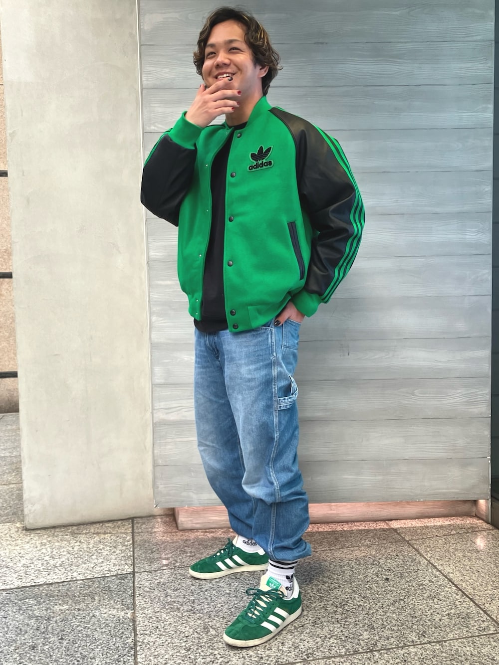 NK(アディダス ブランドコアストア 池袋)｜adidasのスニーカーを使った