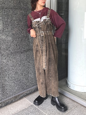 「アイテム（ジャンパースカート）」を使った、ECスタッフさん（レディース・163cm）の秋コーディネート