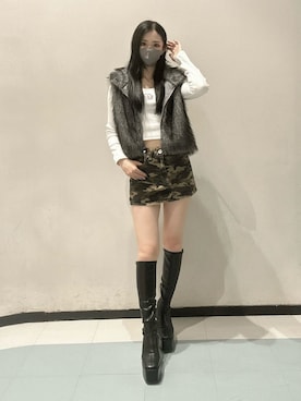 「アイテム（デニムスカート、その他）」を使った、madokaさん（レディース・156cm）の秋コーディネート