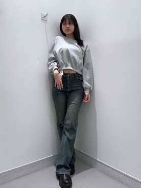 「高見え」｜「アイテム（スウェット）」を使った、mnqiinさん（レディース・167cm）の春コーディネート