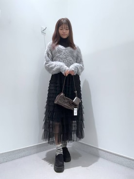 「FOREVER 21（フォーエバー トゥエンティーワン）のアイテム（スカート）」を使った、mnqiinさん（レディース・167cm）の秋コーディネート