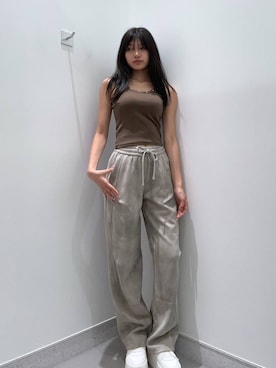 「高見え」｜「アイテム（スウェットパンツ）」を使った、mnqiinさん（レディース・167cm）の夏コーディネート