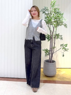 「LOWRYS FARM（ローリーズファーム）のＵＳＥＦＵＬシアープルオーバー　580950（Tシャツ/カットソー、ホワイト系）」を使った、tsukiさんの春コーディネート