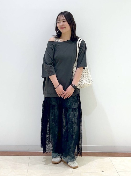 ビジューワイドストレートP 136104（デニムパンツ）｜LOWRYS