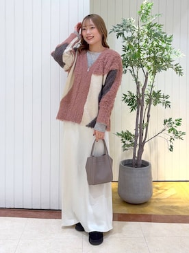 「アイテム（カーディガン/ボレロ）」を使った、tsukiさん（レディース・167cm・20代）の冬コーディネート