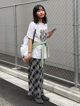 「COLONY 2139（コロニートゥーワンスリーナイン）のアイテム」を使った、momokaさん（レディース・160cm）の春コーディネート
