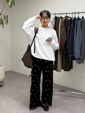 「アイテム（バックパック/リュック、ブラウン系）」を使った、momokaさん（レディース・160cm）の秋コーディネート