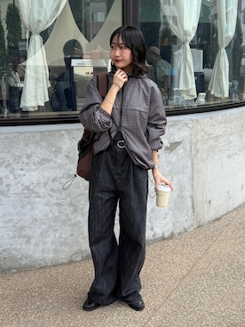 「アイテム（バックパック/リュック、ブラウン系）」を使った、momokaさん（レディース・160cm）の秋コーディネート