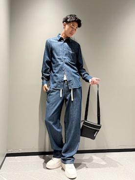 「ARMANI EXCHANGE（アルマーニエクスチェンジ）のアイテム（シャツ/ブラウス）」を使った、キヨカワさん（メンズ・180cm）の秋コーディネート