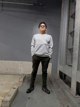 「アイテム（その他トップス）」を使った、米喰津　原始さん（メンズ・165cm）の秋コーディネート