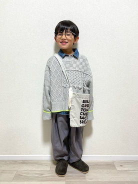 「beej（ビージ）のアイテム」を使った、mocchirhさん（キッズ・110cm）の冬コーディネート