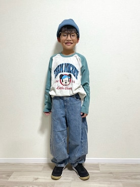 「アイテム（デニムパンツ）」を使った、mocchirhさん（キッズ・100cm）の秋コーディネート