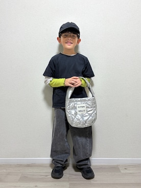 「GU（ジーユー）のアイテム（パンツ）」を使った、mocchirhさん（キッズ・110cm）の秋コーディネート