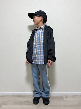 「devirock（デビロック）のアイテム」を使った、mocchirhさん（キッズ・132cm）の秋コーディネート