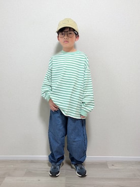 「PAIRMANON STREET（ペアマノンストリート）のエルボーパッチ 長袖 Tシャツ【PAIRMANON STREET】（Tシャツ/カットソー、グリーン系）」を使った、mocchirhさん（キッズ・110cm）の春コーディネート