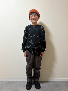 「devirock（デビロック）のアイテム（トップス）」を使った、mocchirhさん（キッズ・132cm）の秋コーディネート