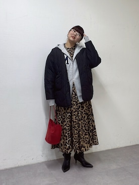 「アイテム（パーカー）」を使った、kana18sさん（レディース・158cm）の秋コーディネート