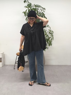 「Remind me and forever（リマインドミーアンドフォーエバー）の【@_misato____】くびれ出現！？-3kg見え大人ウエストタックブラウス（シャツ/ブラウス、ブラック系）」を使った、kana18sさん（レディース・158cm）の夏コーディネート