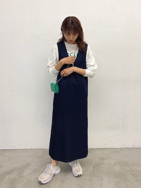 「アントマリーズ」｜「アイテム（ジャンパースカート）」を使った、RIHOさん（レディース・160cm）の春コーディネート