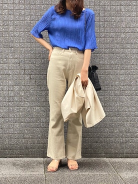 「アイテム（デニムパンツ、ベージュ系）」を使った、RIHOさん（レディース・160cm）の夏コーディネート