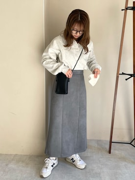 「Adoon plain（アドーンプレーン）のアイテム（スカート）」を使った、moeさん（レディース・155cm）の冬コーディネート