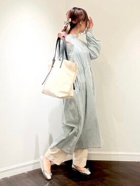 「シャツワンピ」｜「アイテム（PC・スマホグッズ/家電）」を使った、Wendyさん（レディース・162cm）の冬コーディネート