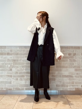 「ジレ」｜「アイテム（PC・スマホグッズ/家電）」を使った、Wendyさん（レディース・162cm）の秋コーディネート