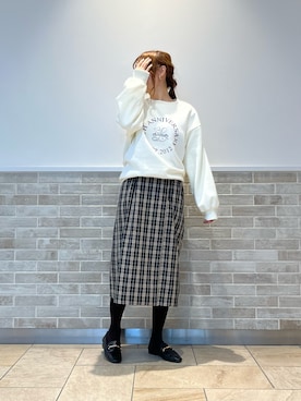 「秋冬」｜「アイテム（PC・スマホグッズ/家電）」を使った、Wendyさん（レディース・162cm）の秋コーディネート