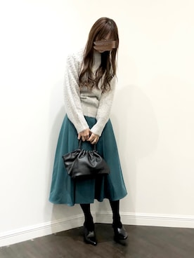 「秋冬」｜「アイテム（PC・スマホグッズ/家電）」を使った、Wendyさん（レディース・162cm）の秋コーディネート